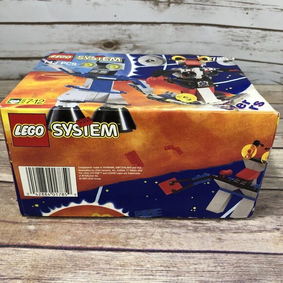 NEW Vintage SEALED LEGO System Crater Critters 1785 Space Robot 1995 - Picture 9 of 10
